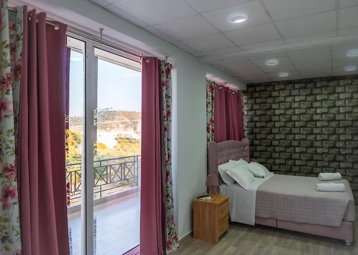 Olympio Apartments